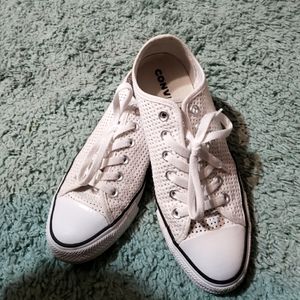 Converse shoes size 8 but fits bigger